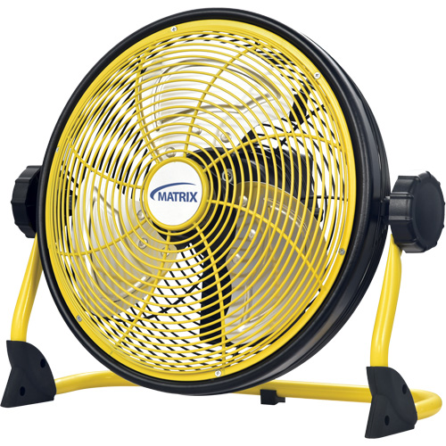 Rechargeable Indoor/Outdoor Fan with USB port, Commercial, Variable Speed, 12" Diameter Northern Industrial Supply Inc.
