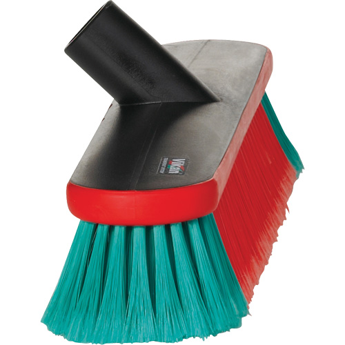 Brosse &agrave; alimentation en eau pour v&eacute;hicules de la s&eacute;rie Transport Northern Industrial Supply Inc.