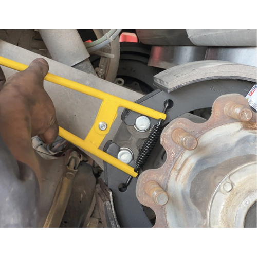 Outil pour ressorts de frein de camion et de remorque Northern Industrial Supply Inc.