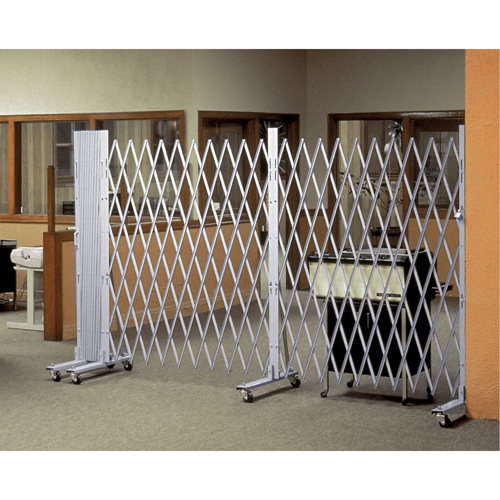 Barri&egrave;res extensibles portatives, Emboîtables, 72" lo x 72" h, Argent Northern Industrial Supply Inc.
