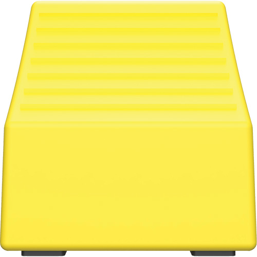 Cale de roue ultra-robuste pour l'exploitation mini&egrave;re Checkers Safety, PEHD, Jaune, 14-1/2" la x 17-1/2" p x 16" h Northern Industrial Supply Inc.