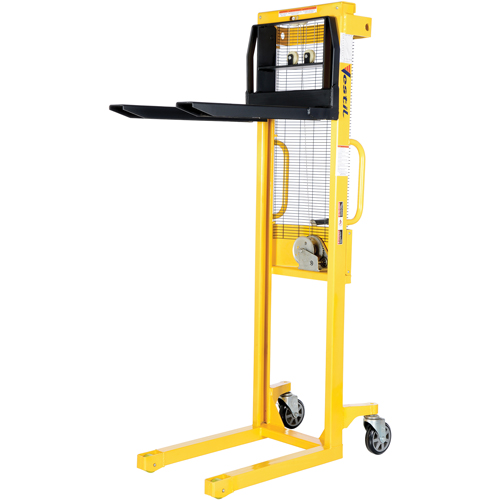Gerbeur manuel, Fonctionnement Treuil manuel, Capacit&eacute; 770 lb, Lev&eacute;e max 60" Northern Industrial Supply Inc.