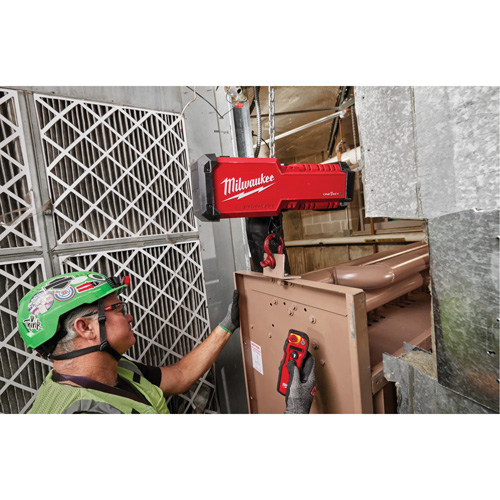 Palan compact &agrave; chaîne 1 tonne M18 avec ONE-KEY, Capacit&eacute; 2204 lb (1 tonnes) Northern Industrial Supply Inc.