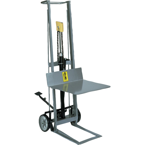 Gerbeur hydraulique &agrave; plateforme, M&eacute;canisme Pompe au pied, Capacit&eacute; de 400 lb, Levage max de 40" Northern Industrial Supply Inc.