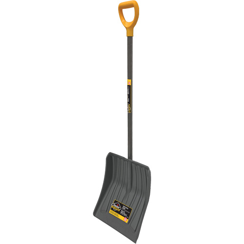 Pro Snow Shovel, Polypropylene Blade, 13-7/8" Wide, D-Grip Handle Northern Industrial Supply Inc.