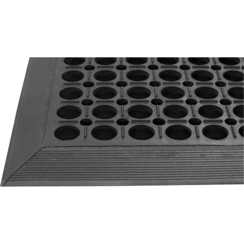 Tapis de s&eacute;rie Competitor, &agrave; fentes, 3' x 5' x 7/8", Noir, Caoutchouc naturel Northern Industrial Supply Inc.