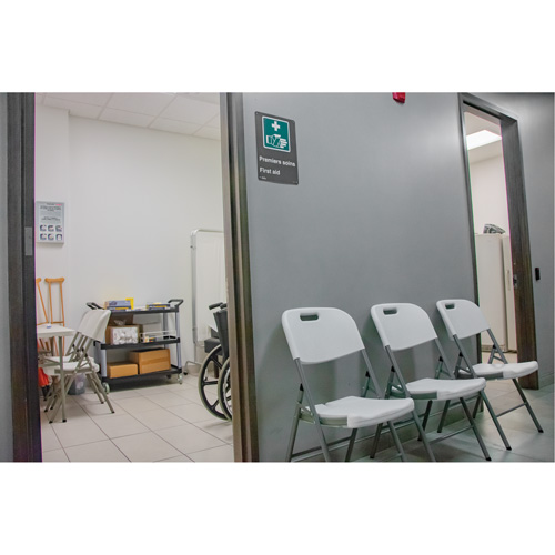 Folding Chairs, Polyethylene, White, 350 lbs. Weight Capacity Northern Industrial Supply Inc.