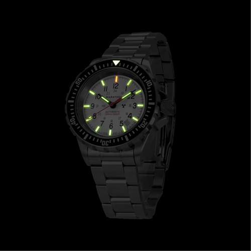 Grande montre automatique de plong&eacute;e &eacute;dition arctique GSAR avec bracelet en acier inoxydable, Num&eacute;rique, &agrave; piles, 41 mm, Argent Northern Industrial Supply Inc.