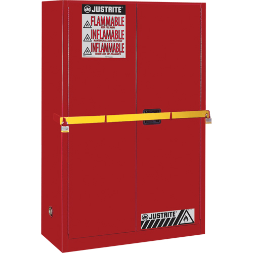Armoire de rangement haute s&eacute;curit&eacute; avec barre en acier pour produits inflammables, 45 gal., 2 tablettes Northern Industrial Supply Inc.