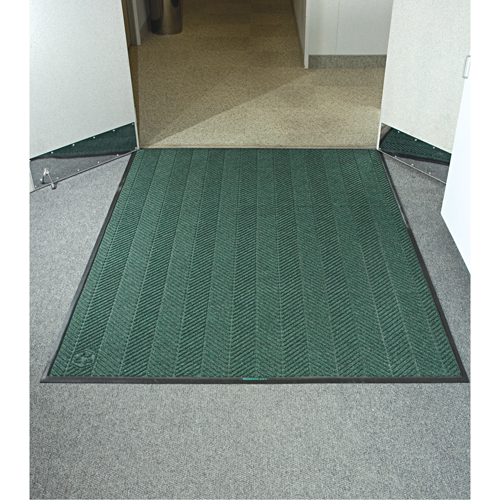 Waterhog&reg; Eco Elite Matting, Wiper/Scraper, 3' x 5' x 3/8", Southern Pine Northern Industrial Supply Inc.