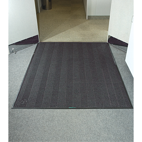 Tapis Waterhog Eco Elite, Essuie-pieds/grattoir, 6' x 8' x 3/8", Cendre grise Northern Industrial Supply Inc.