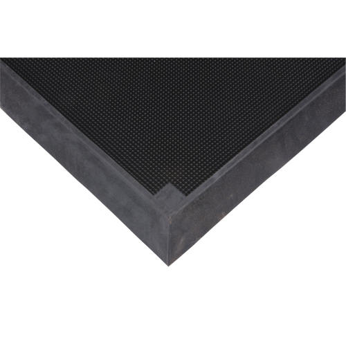 Foot Sanitizing Matting, Rubber, 2-2/3' W x 3-1/4' L x 2-1/2" Thick, Black Northern Industrial Supply Inc.