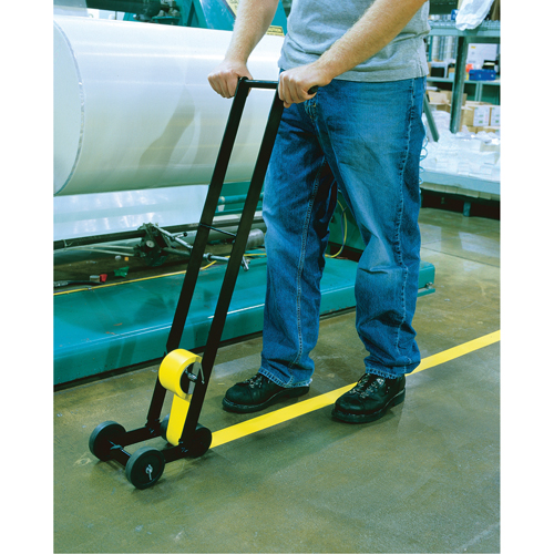 Applicateurs de rubans de sol Northern Industrial Supply Inc.