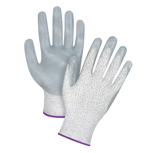 Gants haute performance r&eacute;sistants &agrave; la coupe, Taille 6/T-petit, Calibre 13, Rev&ecirc;tement Nitrile, Enveloppe en PEHP, ANSI/ISEA 105 niveau 4/EN 388 niveau 5 Northern Industrial Supply Inc.