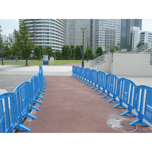 Minit Barricade, Interlocking, 49" L x 39" H, Orange Northern Industrial Supply Inc.