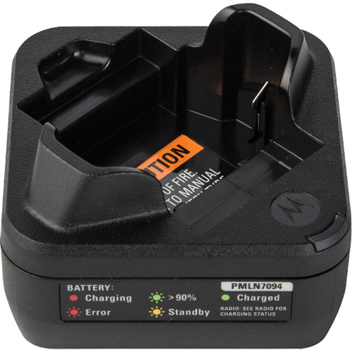 Chargeur de batterie radio bidirectionnelle &agrave; d&eacute;bit rapide Northern Industrial Supply Inc.