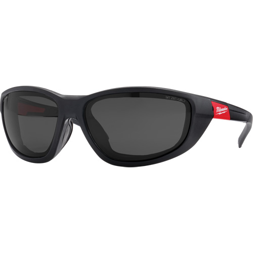 Lunettes de s&eacute;curit&eacute; performantes avec joints, Lentille Fum&eacute;e, Antibu&eacute;e/Anti-&eacute;gratignures/Polaris&eacute;, ANSI Z87+/R&eacute;pond ou surpasse la norme CSA Z94.3 Northern Industrial Supply Inc.
