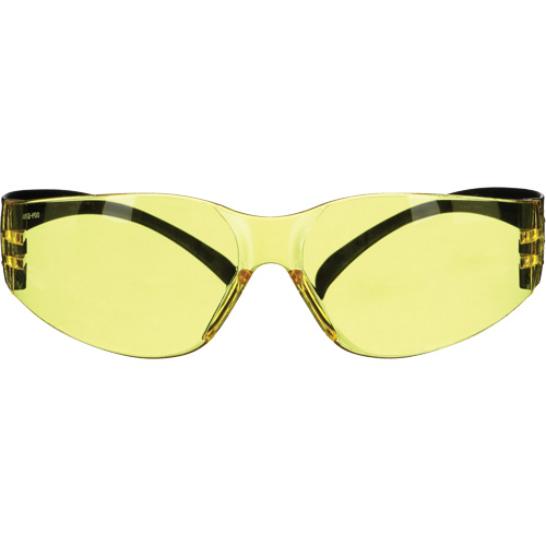 Lunettes de s&eacute;curit&eacute; de s&eacute;rie 100 SecureFit, Lentille Ambr&eacute;e, Antibu&eacute;e/Anti-&eacute;gratignures, ANSI Z87+/R&eacute;pond ou surpasse la norme CSA Z94.3 Northern Industrial Supply Inc.