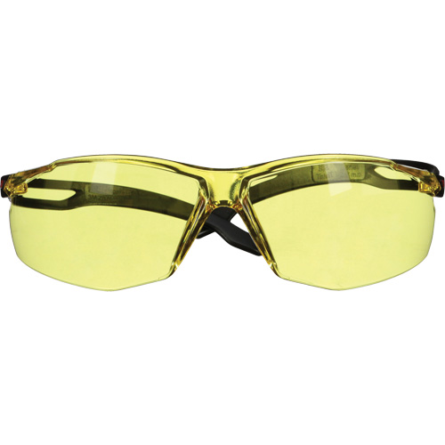 Lunettes de s&eacute;curit&eacute; s&eacute;rie 500 SecureFit, Lentille Ambr&eacute;e, Antibu&eacute;e/Anti-&eacute;gratignures, ANSI Z87+/R&eacute;pond ou surpasse la norme CSA Z94.3 Northern Industrial Supply Inc.
