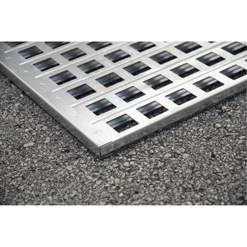 Ultra-Spill Pallet en acier, 4 barils, Capacit&eacute; de d&eacute;versement 68 gal. US, 49,1" x 47,1" x 10,9" Northern Industrial Supply Inc.
