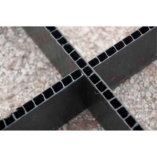 4-Drum Flexible Ultra-Spill Pallet&reg;, 66 US gal. Spill Capacity, 48" x 48" x 7" Northern Industrial Supply Inc.