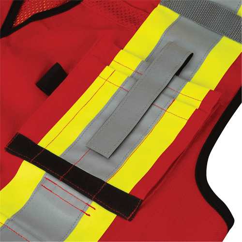 6678 Veste d'arpenteur antimicrobienne haute visibilit&eacute; avec dos en maille, Rouge, Petit, Polyester Northern Industrial Supply Inc.