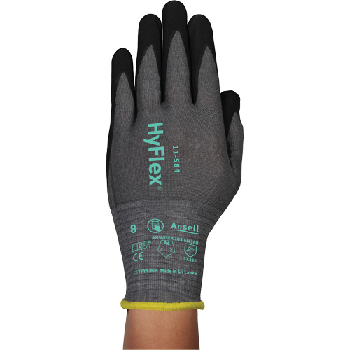 Gants r&eacute;sistants &agrave; la coupe HYFLEX 11-584, Taille 5/2T-petit, Calibre 21, Rev&ecirc;tement Mousse de nitrile, Enveloppe en PEHP/Intercept, ASTM ANSI niveau A6/EN 388 niveau F Northern Industrial Supply Inc.