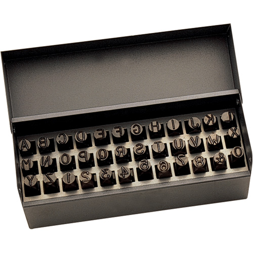 Jeu de lettres et num&eacute;ros pour estampage &agrave; la main, 36 morceaux Northern Industrial Supply Inc.