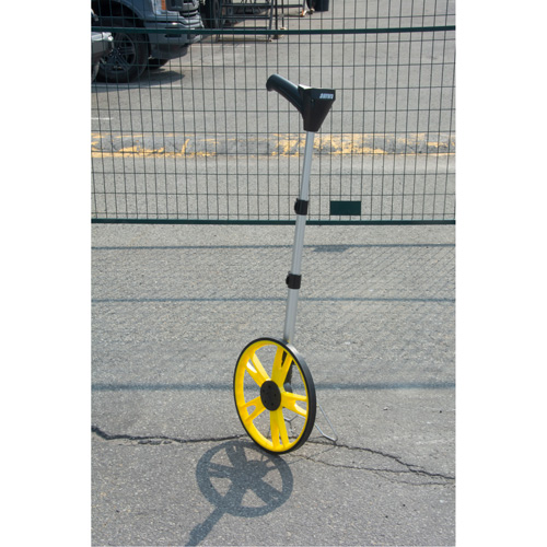 Digital Distance Measuring Wheel, 12.5"/31.8 cm, 99999.9 m Range, Feet/Metres Northern Industrial Supply Inc.