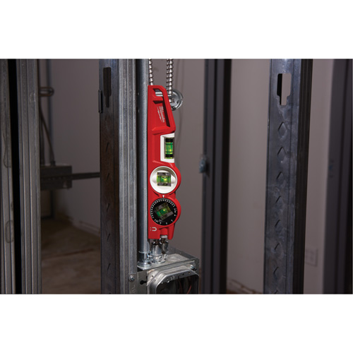 Niveau torpille moul&eacute; sous pression verrouillable avec fiole 360 degr&eacute;s, 10" lo, Aluminium, 3 fioles, Magn&eacute;tique Northern Industrial Supply Inc.