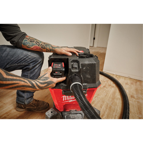 Aspirateur sec/humide sans fil M18 Fuel, 18 V, Capacit&eacute; 6 gal. Northern Industrial Supply Inc.