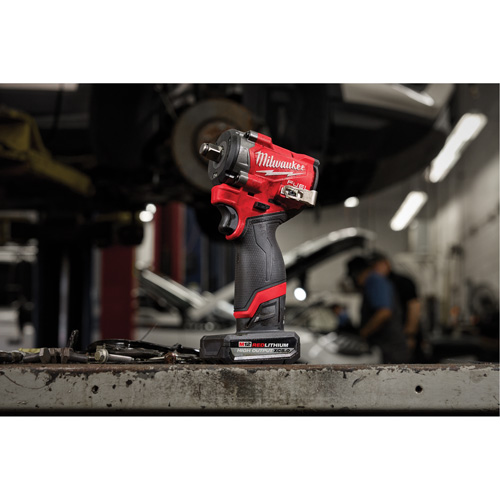 Fuel Stubby Impact Wrench, 12 V, 1/2" Socket Northern Industrial Supply Inc.