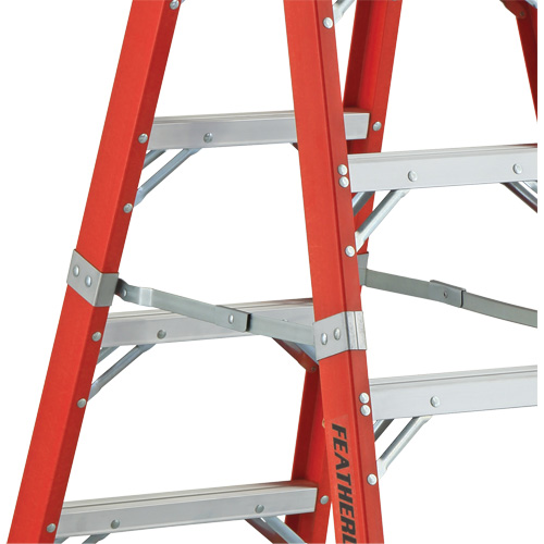 6600 AA Series Industrial Extra Heavy-Duty 2-Way Stepladders, Fibreglass, 375 lbs. Capacity, 4' Northern Industrial Supply Inc.