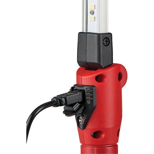 Lampe de travail compacte Strion SwitchBlade, DEL, 500 Lumens Northern Industrial Supply Inc.