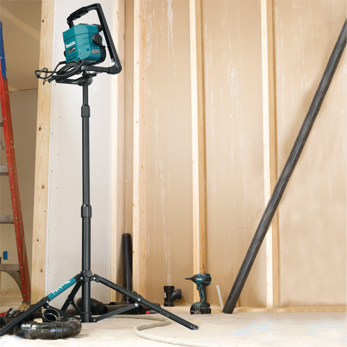 Portable Tripod for LED Floodlight Northern Industrial Supply Inc.