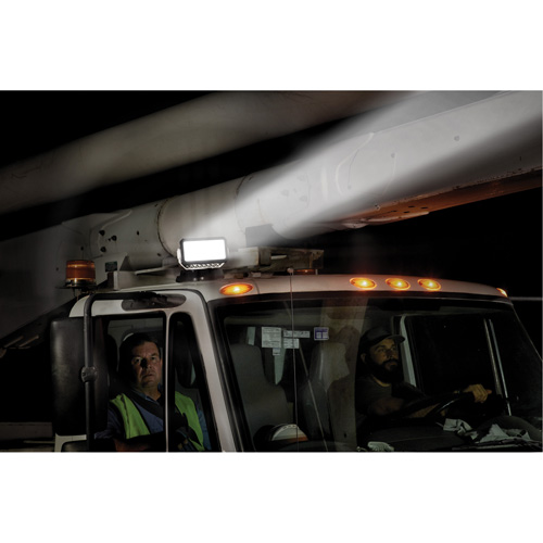 Utility Remote Control Search Light, LED, 4250 Lumens Northern Industrial Supply Inc.