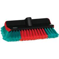 Brosse &agrave; alimentation en eau pour nettoyage des parties hautes et basses des v&eacute;hicules de la s&eacute;rie Transport Northern Industrial Supply Inc.