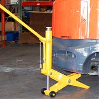 Heavy-Duty Forklift Tractor Jack Northern Industrial Supply Inc.