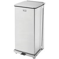 Corbeille &agrave; p&eacute;dale carr&eacute;e avec doublure Defenders, Acier inoxydable, Capacit&eacute; 13 gal. US Northern Industrial Supply Inc.
