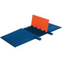 Protecteur de c&acirc;bles Guard Dog, 5 canaux, 20" lo x 50" la x 1,88" h Northern Industrial Supply Inc.