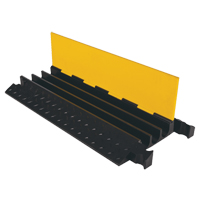 Protecteur de c&acirc;ble robuste Yellow Jacket, 3 canaux, 36" lo x 18,5" la x 2,875" h Northern Industrial Supply Inc.