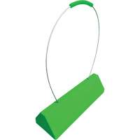 Cale de roue pour avion Checkers Safety SafeRay avec poign&eacute;e &agrave; c&acirc;ble ergonomique, Ur&eacute;thane, Vert fluorescent, 24" la x 8" p x 6" h Northern Industrial Supply Inc.