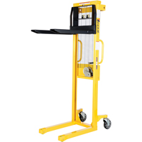 Gerbeur manuel, Fonctionnement Treuil manuel, Capacit&eacute; 770 lb, Lev&eacute;e max 60" Northern Industrial Supply Inc.
