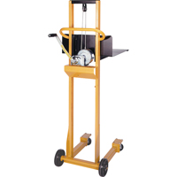 Empileur &agrave; plateforme Easy-Lift, M&eacute;canisme Treuil manuel, Capacit&eacute; de 500 lb, Levage max de 52" Northern Industrial Supply Inc.