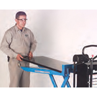 Chariots/tables hydrauliques pour palettes - Tables en option Northern Industrial Supply Inc.