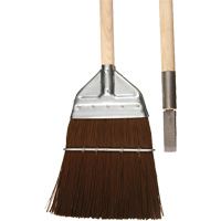 Balai de cantonnier avec ciseau, Manche en Bois, Soies en Polypropyl&egrave;ne, 56" lo Northern Industrial Supply Inc.