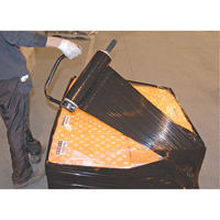 Stretch Wrap, 80 Gauge (20.3 micrometers), 18" x 1000', Opaque Black Northern Industrial Supply Inc.