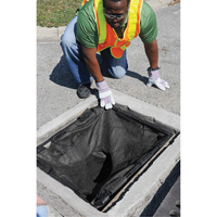 Bac de r&eacute;tention carr&eacute; Ultra-Drain Guard avec orifice de trop-plein, Huile & s&eacute;diments, 16" - 28" lo x 20" - 36" la Northern Industrial Supply Inc.