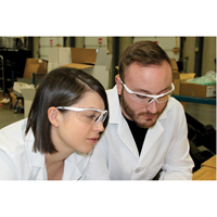 Lunettes de s&eacute;curit&eacute; s&eacute;rie Z1500, Lentille Transparent, Anti-&eacute;gratignures, R&eacute;pond ou surpasse la norme CSA Z94.3 Northern Industrial Supply Inc.