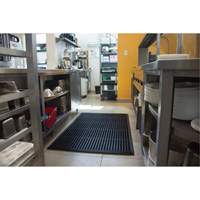 Tapis antifatigue, &agrave; fentes, 3' x 5' x 7/8", Noir, Caoutchouc naturel Northern Industrial Supply Inc.